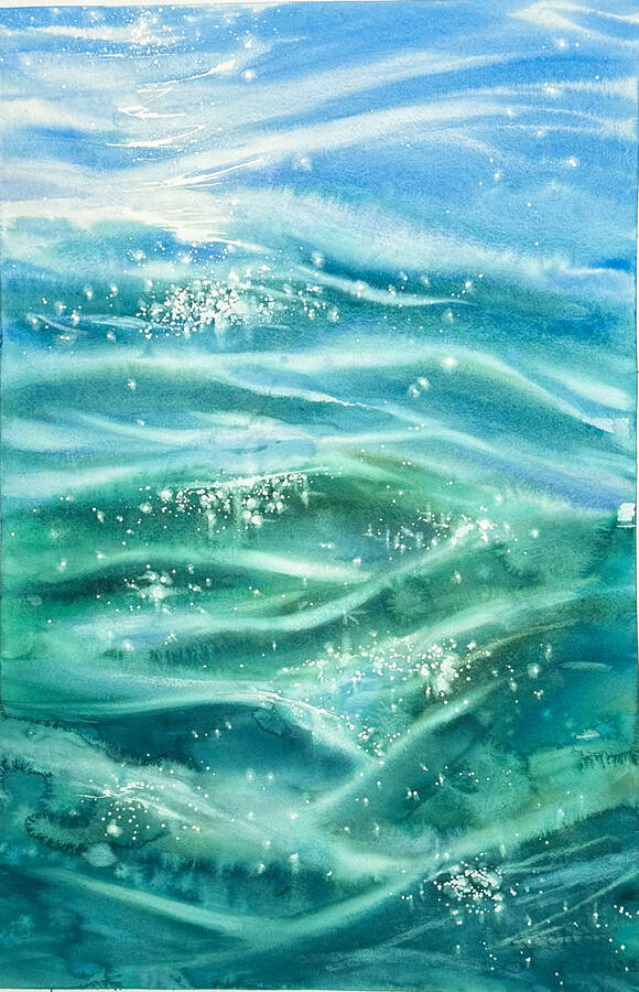 Liten båt på öppet hav i blå och gröna toner.